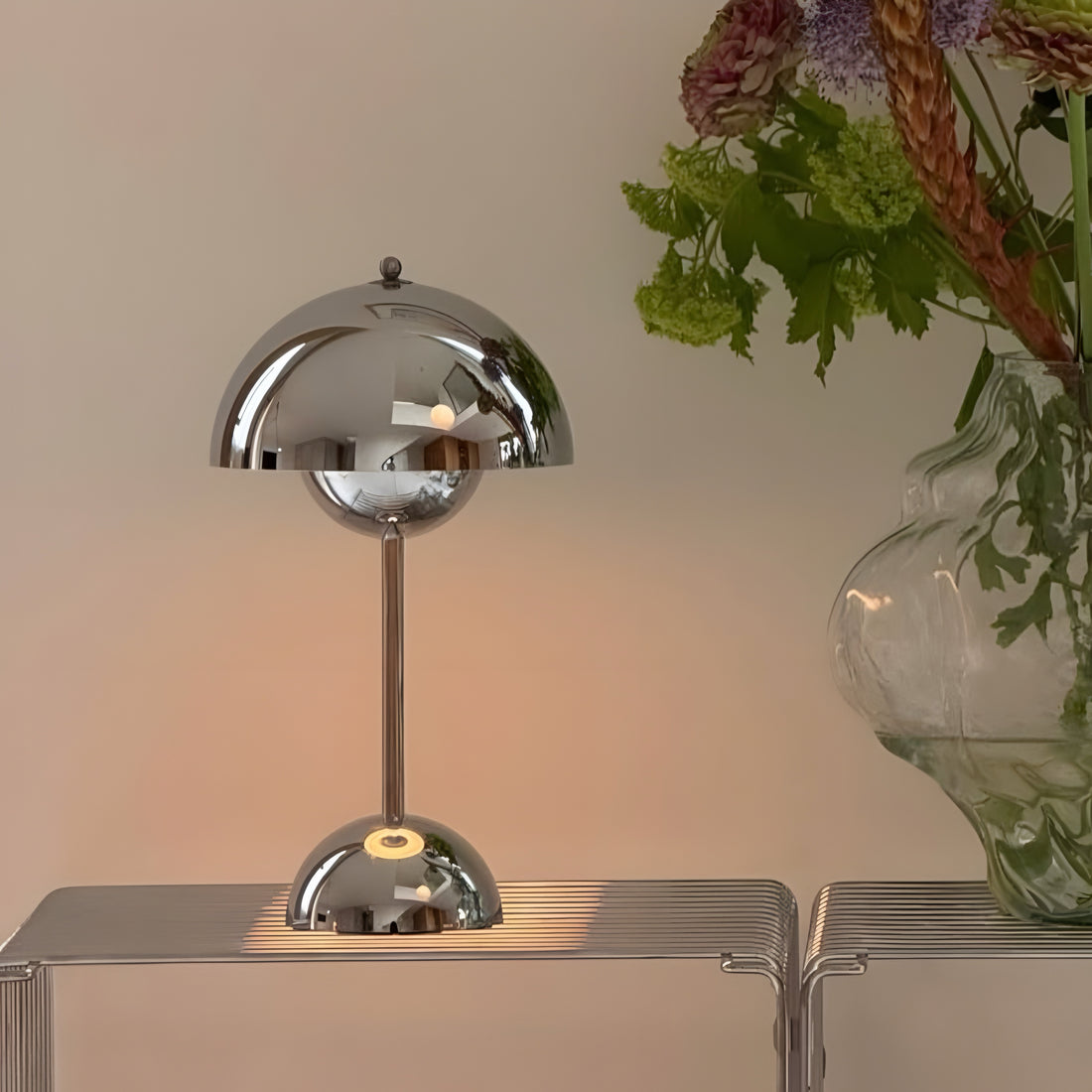 Luminaria Metal Globe Retro